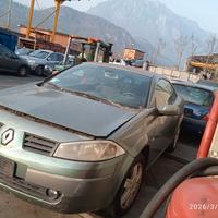 RENAULT MEGANE 2.0 B 2004 F4RZ7  PER RICAMBI