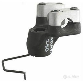 Cavallotto manubrio Yamaha X-Max e Majesty 1B9F344