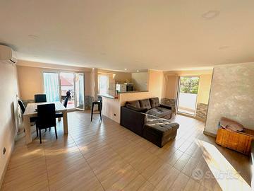 RIF. A342 Gianola Mansarda a 100 mt dal mare