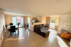 RIF. A342 Gianola Mansarda a 100 mt dal mare