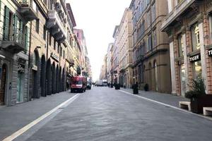 NEGOZIO - ANCONA CENTRO - QUATTRO VETRINE