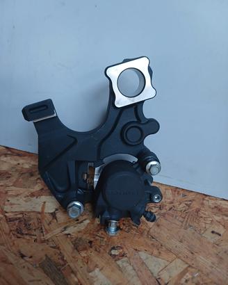 Pinza posteriore SUZUKI hayabusa 1300 NUOVA