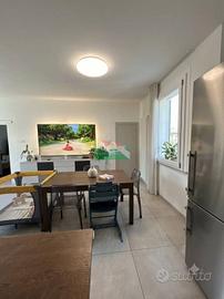 Appartamento di 140 m² con più di 5 locali a Raven