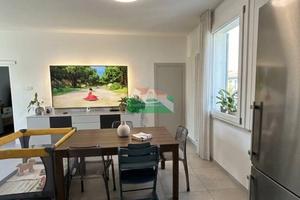 Appartamento di 140 m² con più di 5 locali a Raven