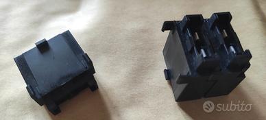 Portafusibile con 2 terminali MTA 01.00351