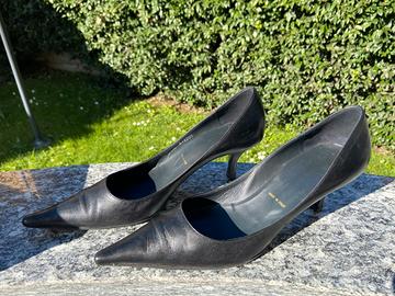 Scarpe con tacco in pelle nera Bruno Magli