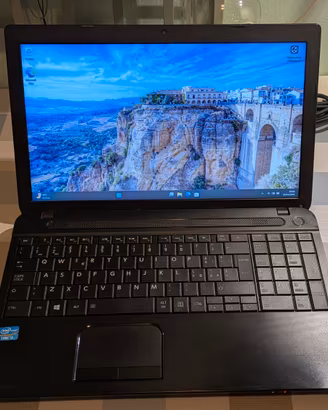 Notebook, computer portatile Toshiba i5