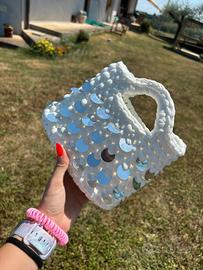 Borsa in crochet bianca con pailettes
