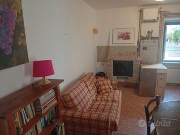casa con giardino in centro storico  medievale 