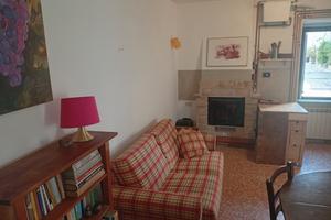 casa con giardino in centro storico  medievale 