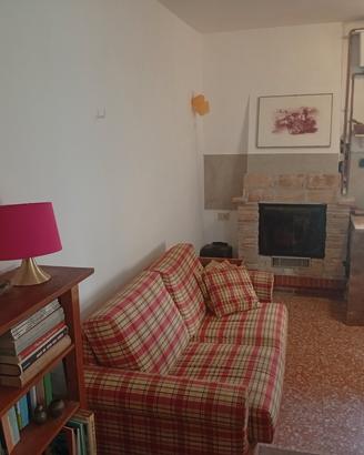 casa con giardino in centro storico  medievale 