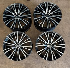 cerchi OZ RACING da 17 come nuovi