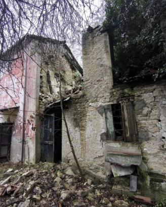 Immobile in asta di 1766 m² con 4 locali a Bistagn
