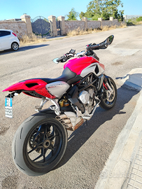 MV Agusta Rivale 800 EAS ABS 2015 Naked