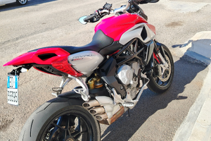 MV Agusta Rivale 800 EAS ABS 2015 Naked