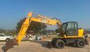 escavatore-gommato-jcb-145w