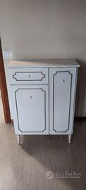 Mobiletto bagno