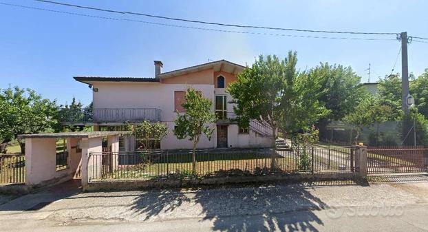 Complesso immobiliare a Cervarese Santa Croce (PD)