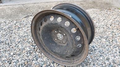 Cerchi in ferro 16 pollici 4 fori