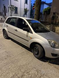 ford fiesta 2002