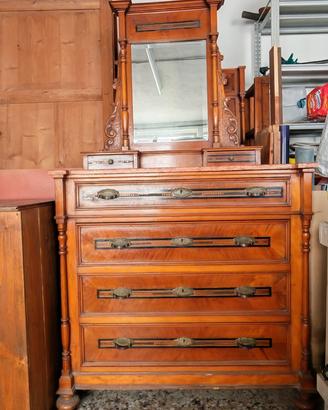 Cassettone, e  2 comodini anni 1920/30