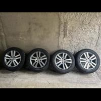 Gomme 235/60