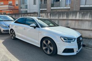Audi A3 sedan S-Line, S-tronic,full led 2.0 150cv
