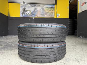 2 Gomme Continental 215/60R17 96H 80% Residui