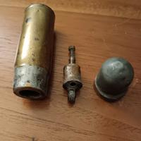 Accendino vintage realizzato da bossolo 15mm M38 —