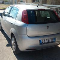 splendida fiat grande punto multijet gancio traino