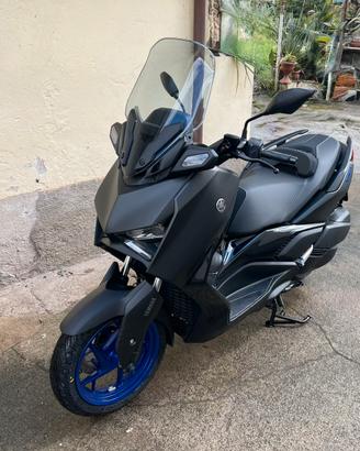 Xmax 300 2025