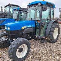 Trattore NEW HOLLAND mod. TNF 75