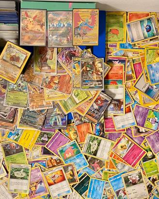 Lotto 100 carte pokemon