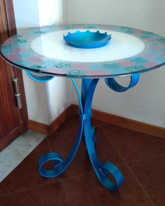 Tavolino in ferro battuto e vetro pulegoso colorat