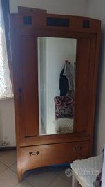 Armadio con specchio vintage 