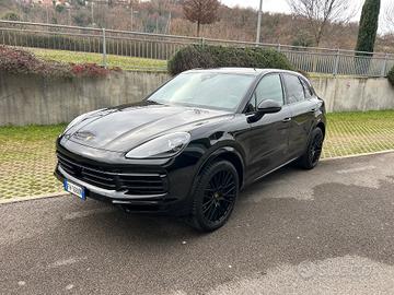 Porsche Cayenne 3.0 V6