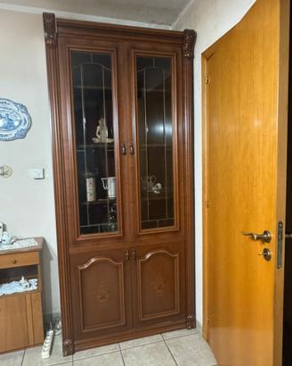 Vetrina in legno