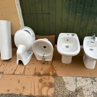 Bidet e lavabo doccia