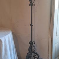 portacero in ferro battuto -lampada