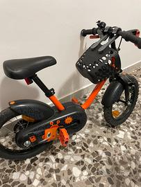 Bici bambino/a con cestino e rotelle