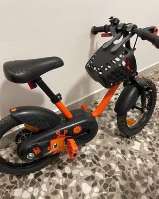Bici bambino/a con cestino e rotelle