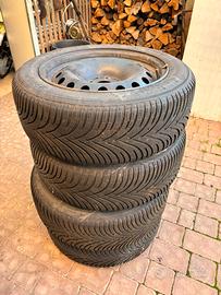 Set 4 pneumatici Invernali con cerchi