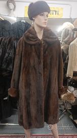 Visone DB con Collo a Corolla