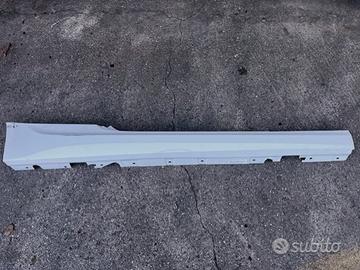 Minigonna destra bianca BMW 320 coup 2010 M-Sport