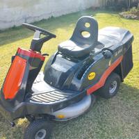 Trattorino tagliaerba Rider con cesto