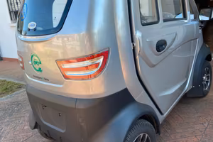 Minicar elettrica senza patente