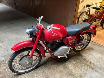 Moto Guzzi Lodola 235 gran turismo