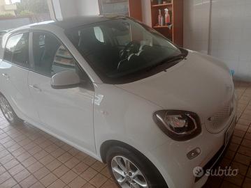 SMART FORFOUR 451
