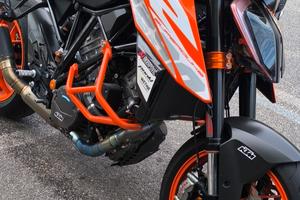 KTM SUPER DUKE 1290 R
