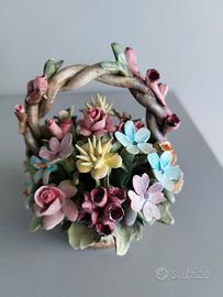 Soprammobile Capodimonte cestino fiori